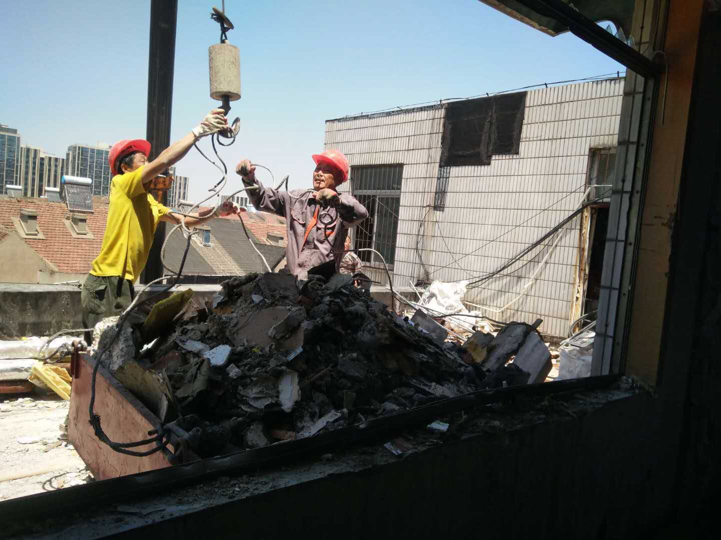 蘇州姑蘇區(qū)家具拆除回收價(jià)格多少錢創(chuàng)造輝煌鑄造輝煌